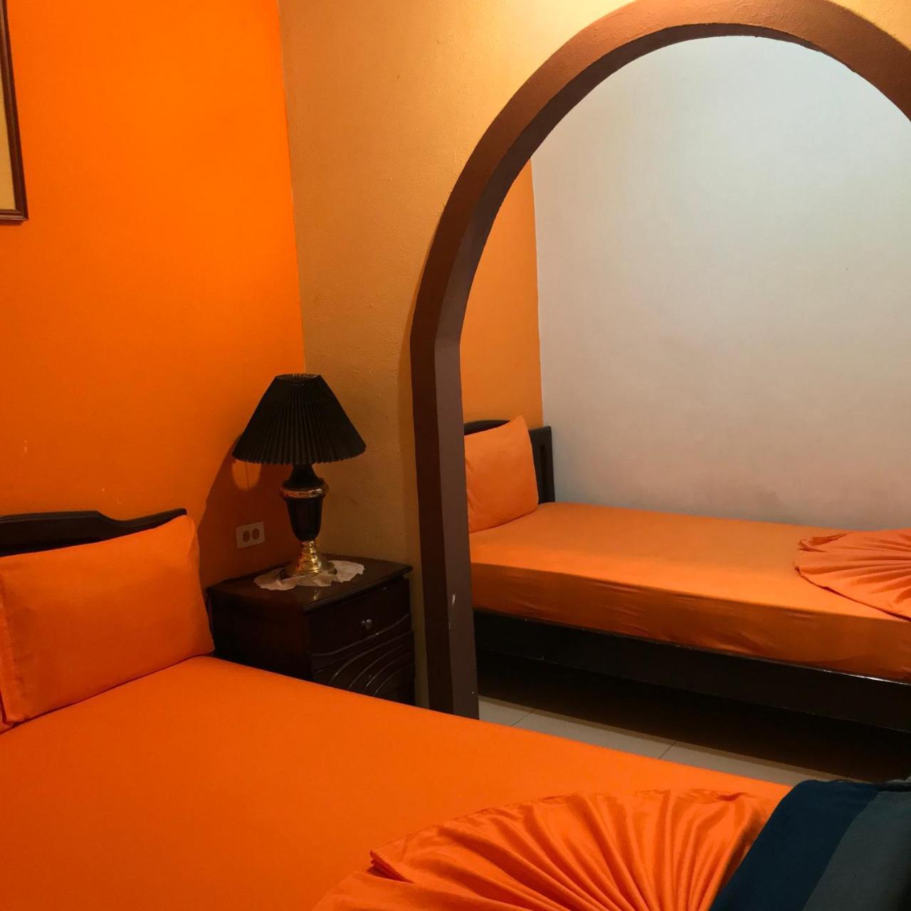 Hostal Puerto Azul 만타 외부 사진